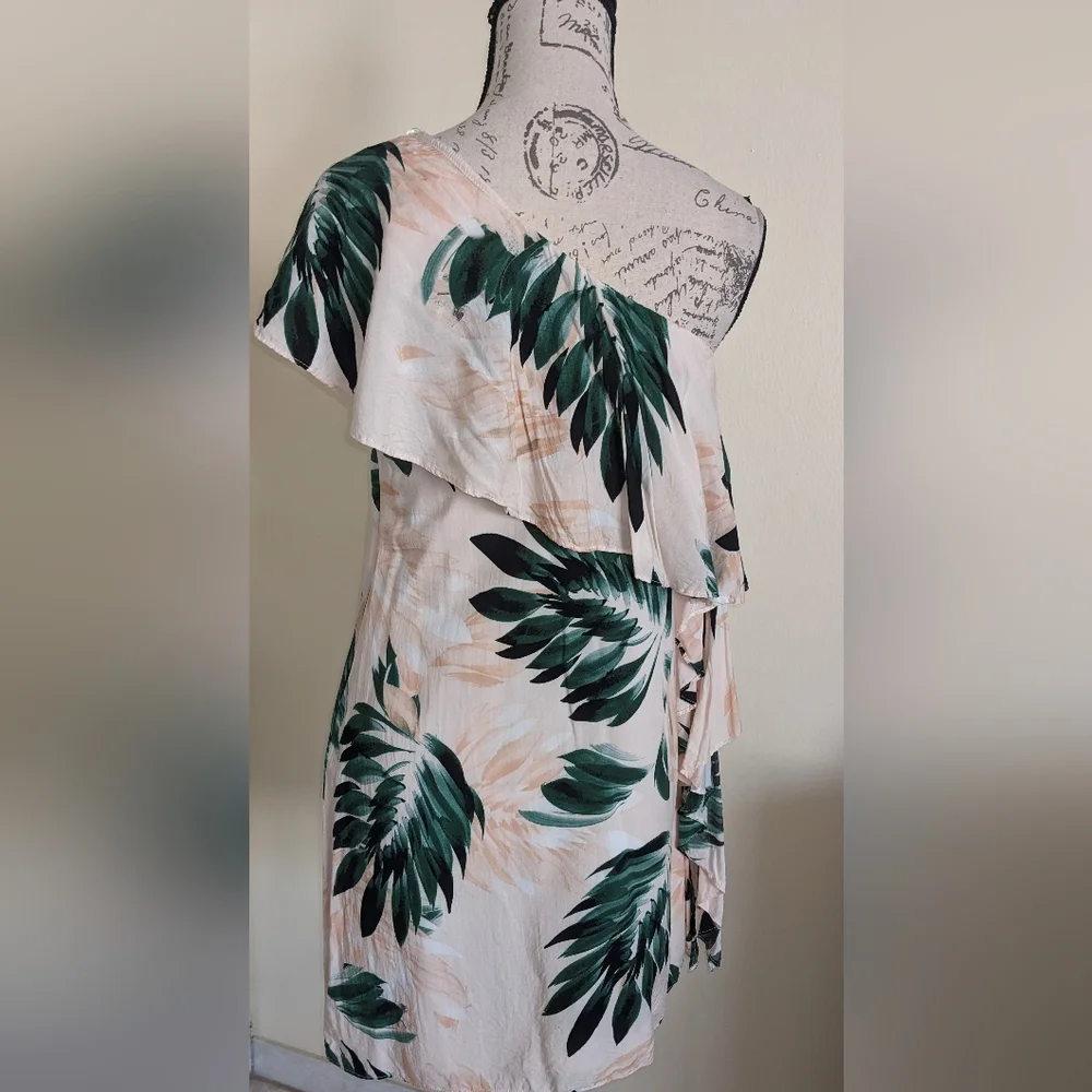 SCRIPTED Ruffled One Shoulder Mini Dress Size Small - Picture 4 of 6